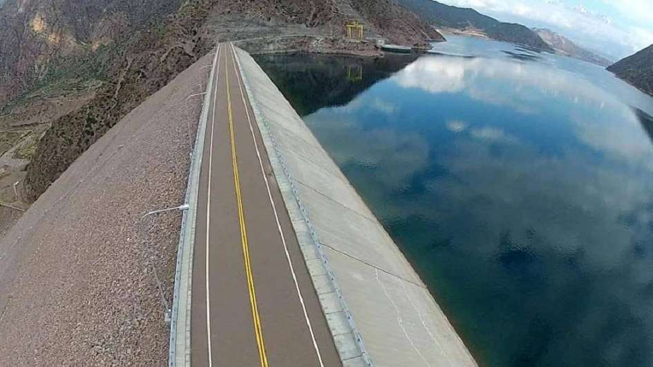 Comportas do dique Potrerillos, Mendoza